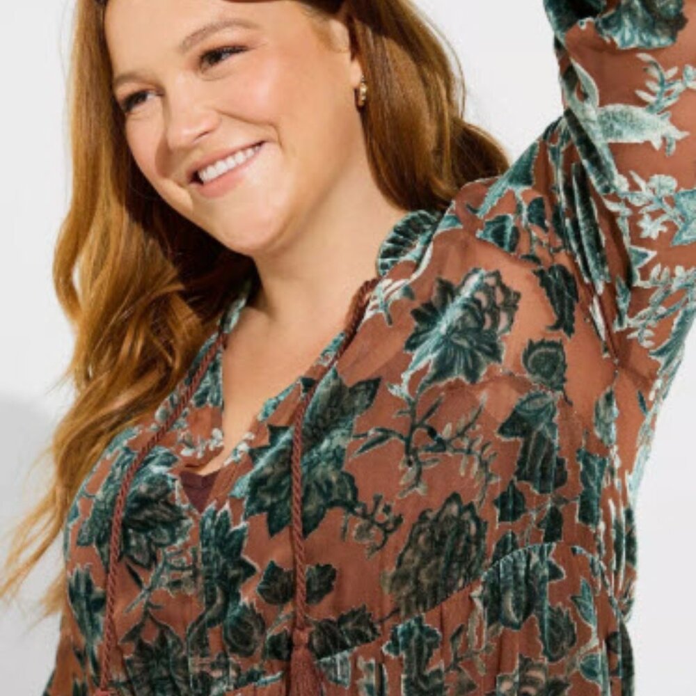 Torrid Velvet Burnout Ruffle Dress, Green/Tan, Size 3 (3X, 22/24) - Picture 2 of 11